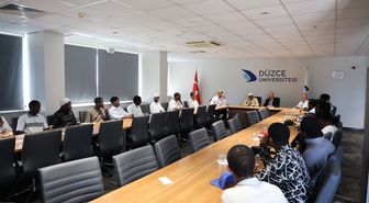 Ruanda Müftüsü Düzce Üniversitesi'nde Eğitim İş Birliği Protokolü İmzaladı