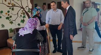 Sinop Huzurevi'nde 81. Yaş Günü Kutlaması