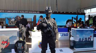 TEKNOFEST'te JÖAK Rüzgarı: Siyah Giyen Adamlar Büyük İlgi Gördü