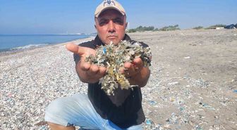 Mersin Sahilinde Plastik Kirliliği Faciası
