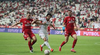 Antalyaspor evinde Pendikspor'a 3-2 mağlup oldu