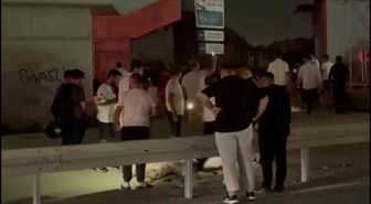 Bursa'da Motosiklet Bariyerlere Çarptı: Sürücü Ağır Yaralı
