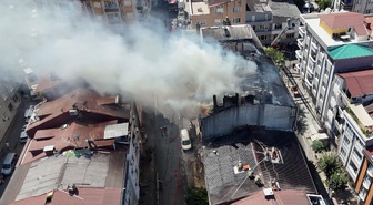 Gaziosmanpaşa'da çatı katında yangın: 1 ölü