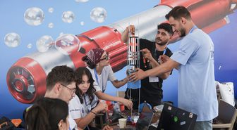 Öğrencilerden TEKNOFEST'te Yerli Su Altı Roketi
