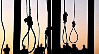 İran'da protestocu Mecid Adine idam edildi