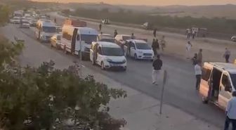 Gaziantep'te Kazada Ölenler İçin Yol Kapama Eylemi