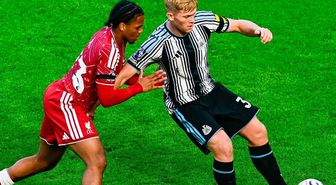 Salah'sız Liverpool ilk maçında puanı 90+9'da kurtardı