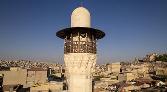 Deprem Hasar Gören 2 Tarihi Cami Kandilde İbadete Açılıyor