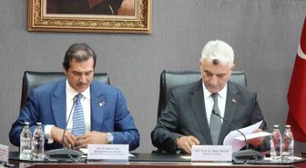 Ticaret Bakanı Bolat, Katarlı Bakan Al-Sayed ile Görüştü
