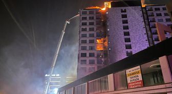 Diyarbakır'da bir plazada yangın çıktı