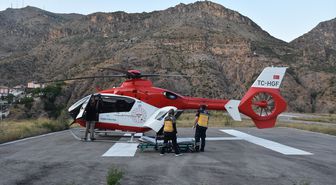 86 yaşındaki felçli hasta ambulans helikopterle Gümüşhane'ye nakledildi