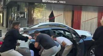 İzmit'te otomobil çarpan çocuk hastanede
