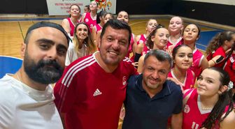 Kayseri Kız Voleybol Takımı Türkiye Üçüncüsü
