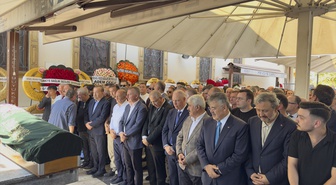 KOÜ Rektörü Cantürk'ün annesi son yolculuğuna uğurlandı