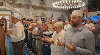 Yozgat'ta Mevlid Kandili'nde Hatm-i Şerif ve İkram