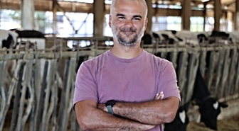 Robert Kolejli girişimcinin yerli boğa spermasıyla sığır genetiği hamlesi