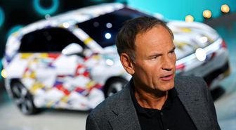 Volkswagen'de İşçi Konseyinden Yönetime 'Felaket İletişim' Eleştirisi: Belirsizlik ve Korku Hakim