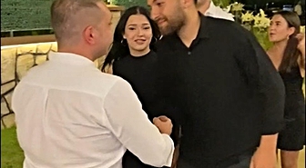 Gelinsiz Düğün Eğlencesi: Nikaha 1 Gün Kala Ayrıldı, Salonu İptal Edemedi, Akrabalarıyla Eğlendi