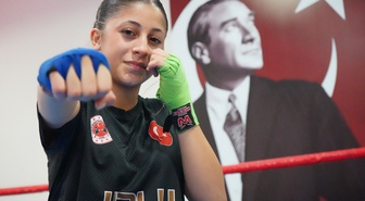 Muay Thai'de Dünya Şampiyonluğu Hedefleyen Genç Sporcunun Azmi