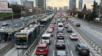 İstanbul'da trafik var mı? SON DAKİKA! 25 Ağustos Salı hangi ilçelerde trafik var, hangi yollar kapalı?