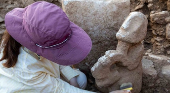 Karahantepe'de 11 Bin Yıllık Benzersiz Heykel Bulundu