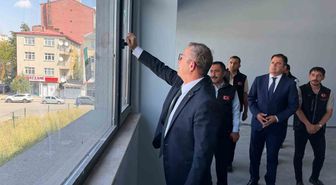 Vali Polat, Fevzipaşa Ortaokulu'nda İncelemelerde Bulundu