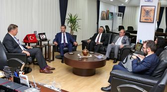 KKTC Dışişleri Bakanı, Alman Milletvekili Krah'ı Kabul Etti