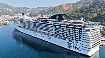 Marmaris'e 4 bin 239 turistli dev kruvaziyer