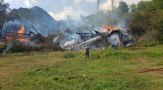 Artvin'in Şavşat İlçesinde Yangın: 4 Hane Zarar Gördü