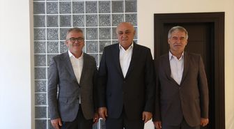 Seydişehir Belediye Başkanı Ustaoğlu, PANKOBİRLİK Genel Başkanı Erkoyuncu'yu ziyaret etti