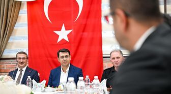 Uşak’ta Rütbe Terfi ve Plaket Takdim Töreni Düzenlendi
