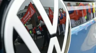 Volkswagen CEO'su: Binlerce İş Kaybı ve Ciddi Maliyet Kesintileri Gündemde