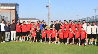 Efsane Sporcu Yasemin Adar Yiğit'ten Balıkesirspor'a Ziyaret