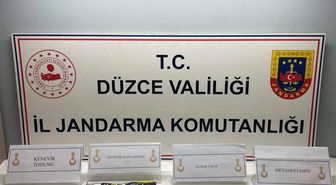 Jandarmadan Düzce'de kapsamlı denetim: 20 aranan şahıs yakalandı