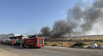 Gaziantep'te elyaf fabrikasında yangın söndürüldü