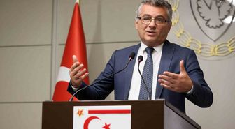 Erhürman: Masa, görüşme masası ve söz göze söylenir