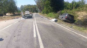 Demirci'de Kafa Kafaya Çarpışma: 2 Kardeş Öldü, 2 Yaralı
