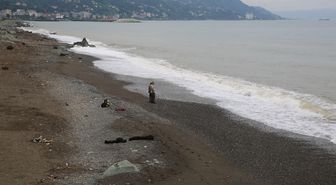 Rize'de Denizde Kaybolan 11 Yaşındaki Çocuk İçin Arama Sürüyor