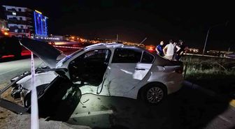 Van'da Korkunç Kaza: 5 Yaralı, Vatandaşlar Trafik Işıklarının Çalışmamasına Tepkili