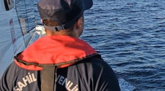 Kuşadası'nda Denizde Mahsur Kalan Kişi Sahil Güvenlik Tarafından Kurtarıldı