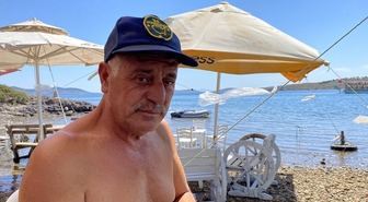 Cunda Adası'nda Yalancı Boğaz'da Kadın Tatilci Akıntıya Kapıldı, İşletmeci Kurtardı