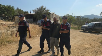 Orhangazi'de Çalıntı Araçla 10 Kilometrelik Kovalama: Zeytinlikte Yakalandı