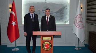 Cevdet Yılmaz Ağrı Valiliği'ni Ziyaret Etti