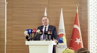 Manisa'da İlk Kuru Üzüm 4 Bin Liraya Satıldı