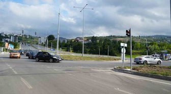Şehir Hastanesi Kavşağına Trafik Işıkları Takıldı