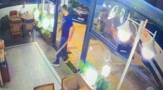 Söke'de Kafe Sahibine Sopalı Saldırı