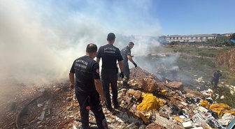 Antalya'da Çalılık Yangını Söndürüldü