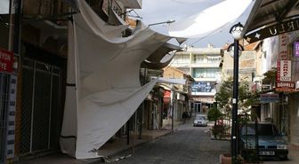 Aydın'da Sıcaklık 37 Dereceye Yükselecek, Kuvvetli Rüzgar Bekleniyor