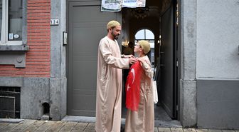 Otizmli Joshie Man Brüksel'de de 'Nefret etme, kek yap' dedi