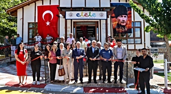 Uşak'ta Engelli Bireyler İçin El Ele Kafe Hizmete Açıldı